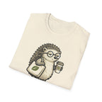 Eco Hedgehog T‑Shirt — "Écolo mais fatigué" Cute Eco-Friendly Graphic Tee