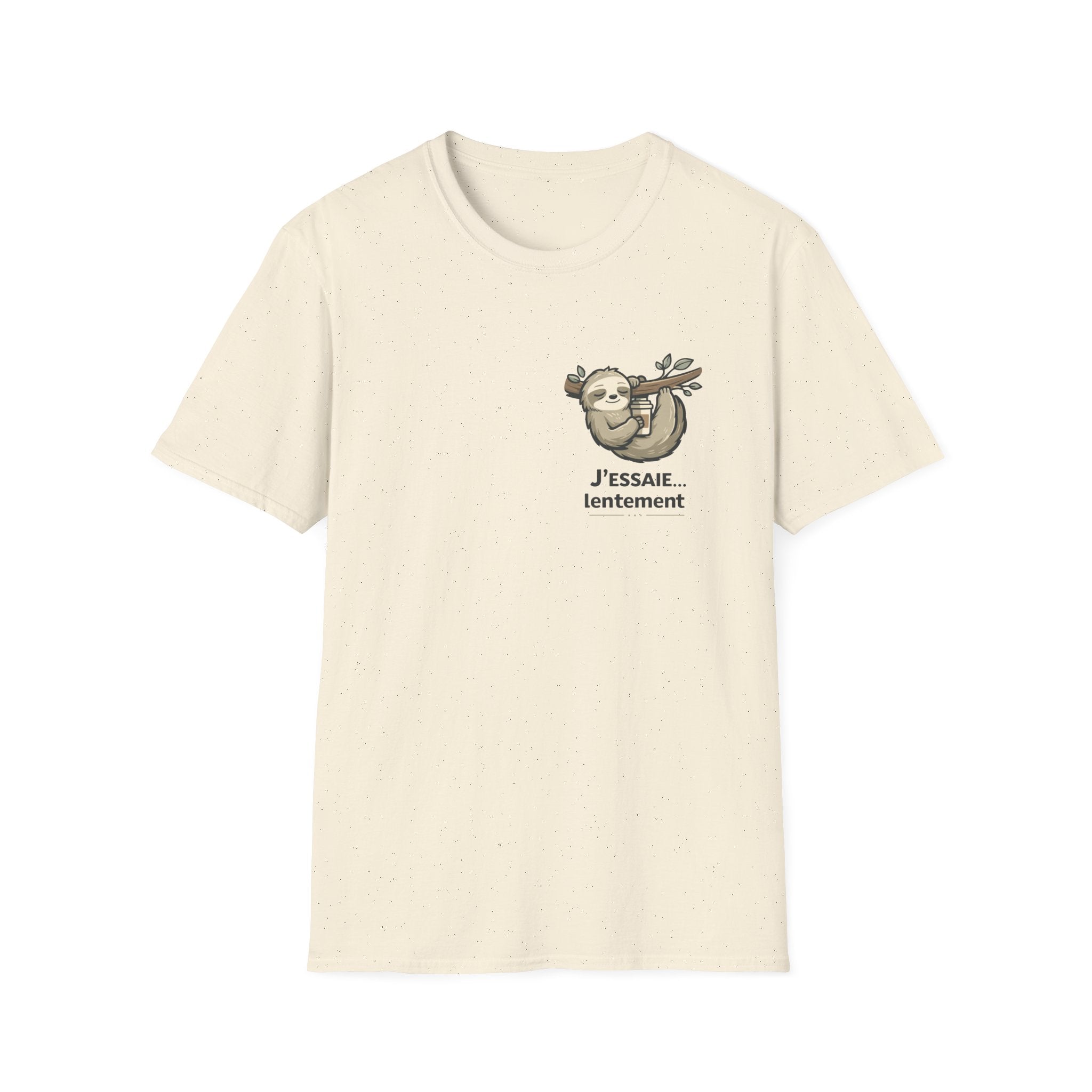 Sloth Illustration T-Shirt — "J'essaie... mais lentement" Cute Relaxed Vibe Tee
