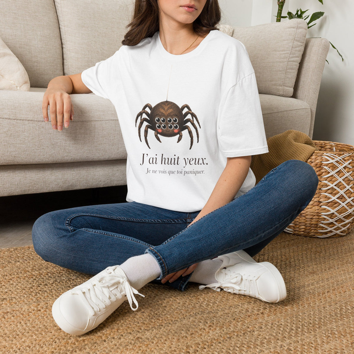 T-shirt illustré avec araignée — « J’ai huit yeux »