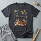 T-shirt graphique tigre botanique «Harmonie sauvage»