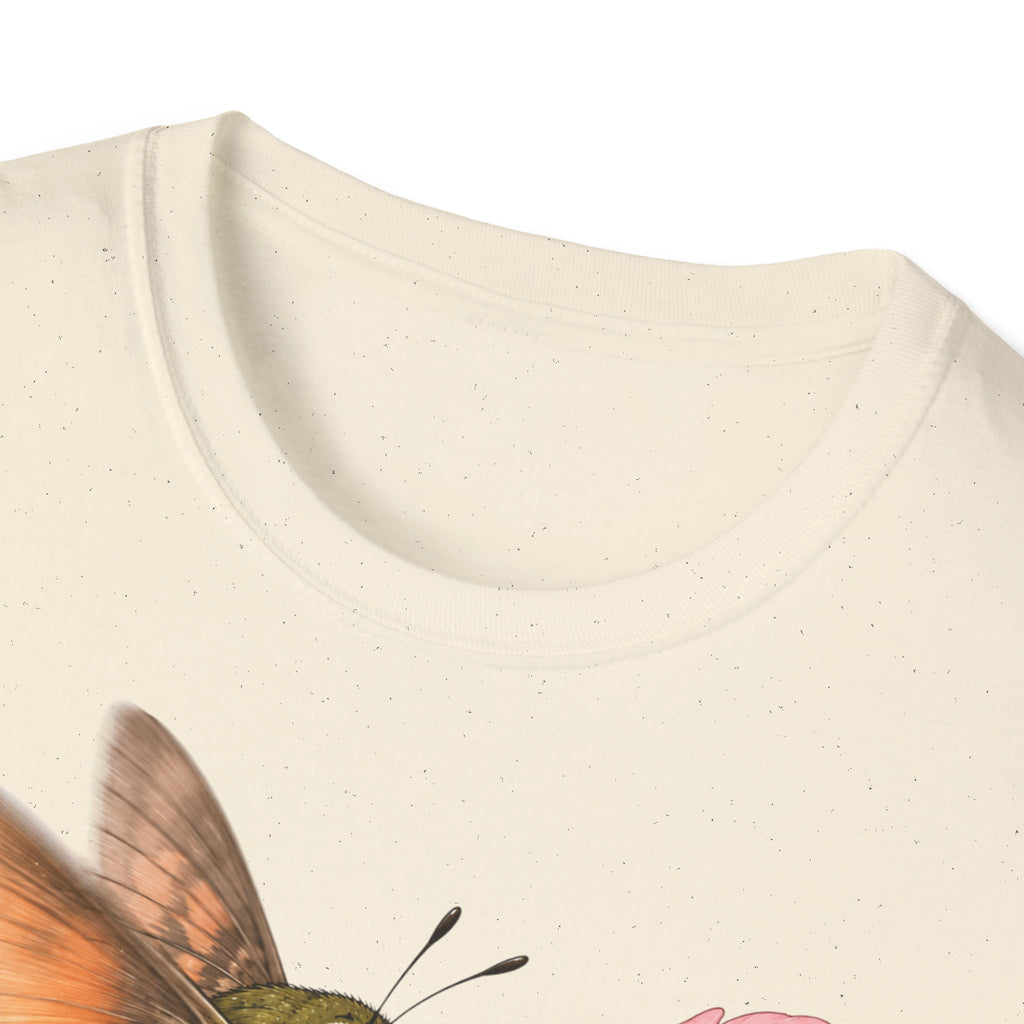 T-shirt fleuri avec colibri et coquelicot — « On me prend pour un colibri, je suis un papillon »