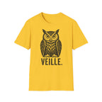 T-shirt illustré avec hibou — « VEILLE. » — T-shirt graphique vintage de veille nocturne