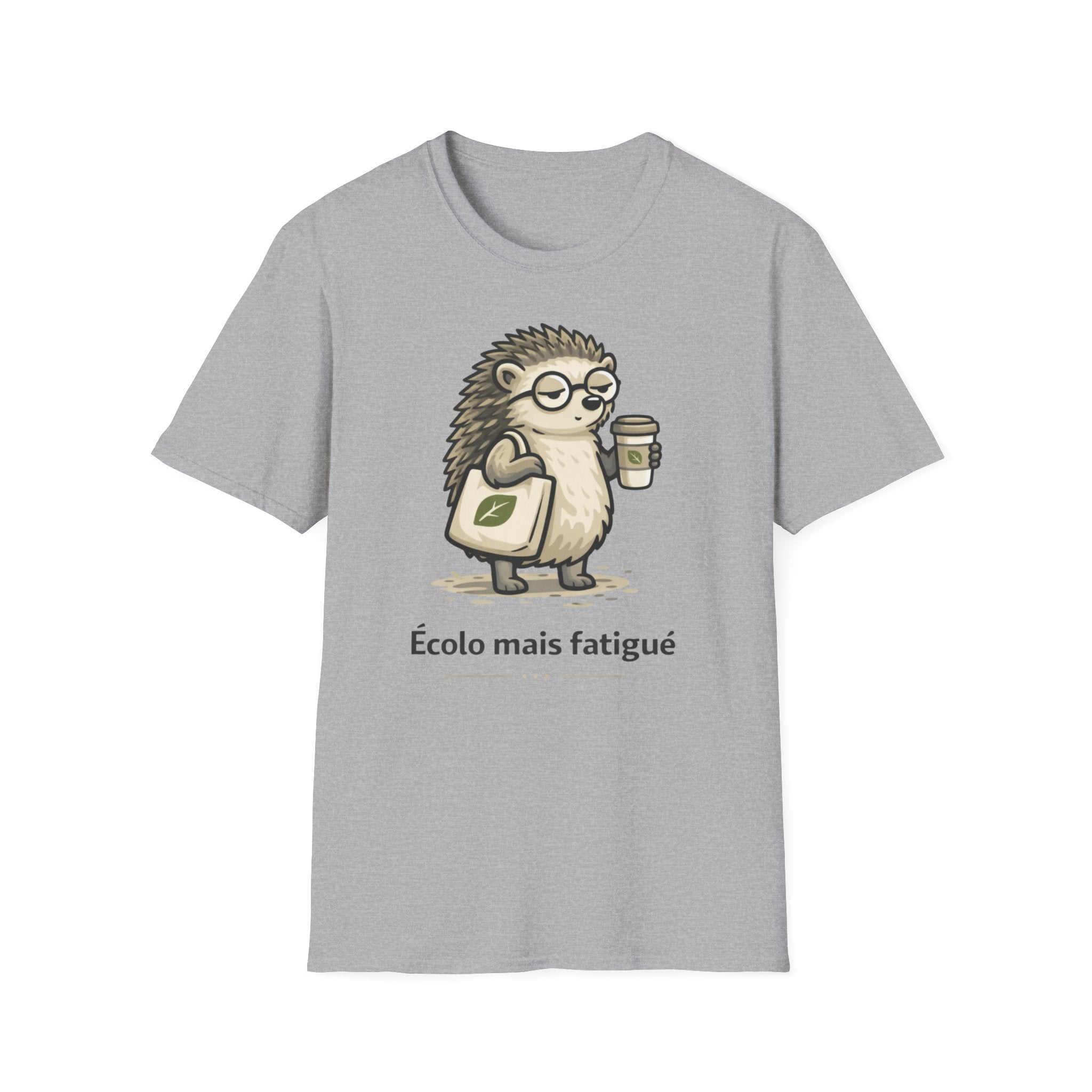 Eco Hedgehog T‑Shirt — "Écolo mais fatigué" Cute Eco-Friendly Graphic Tee