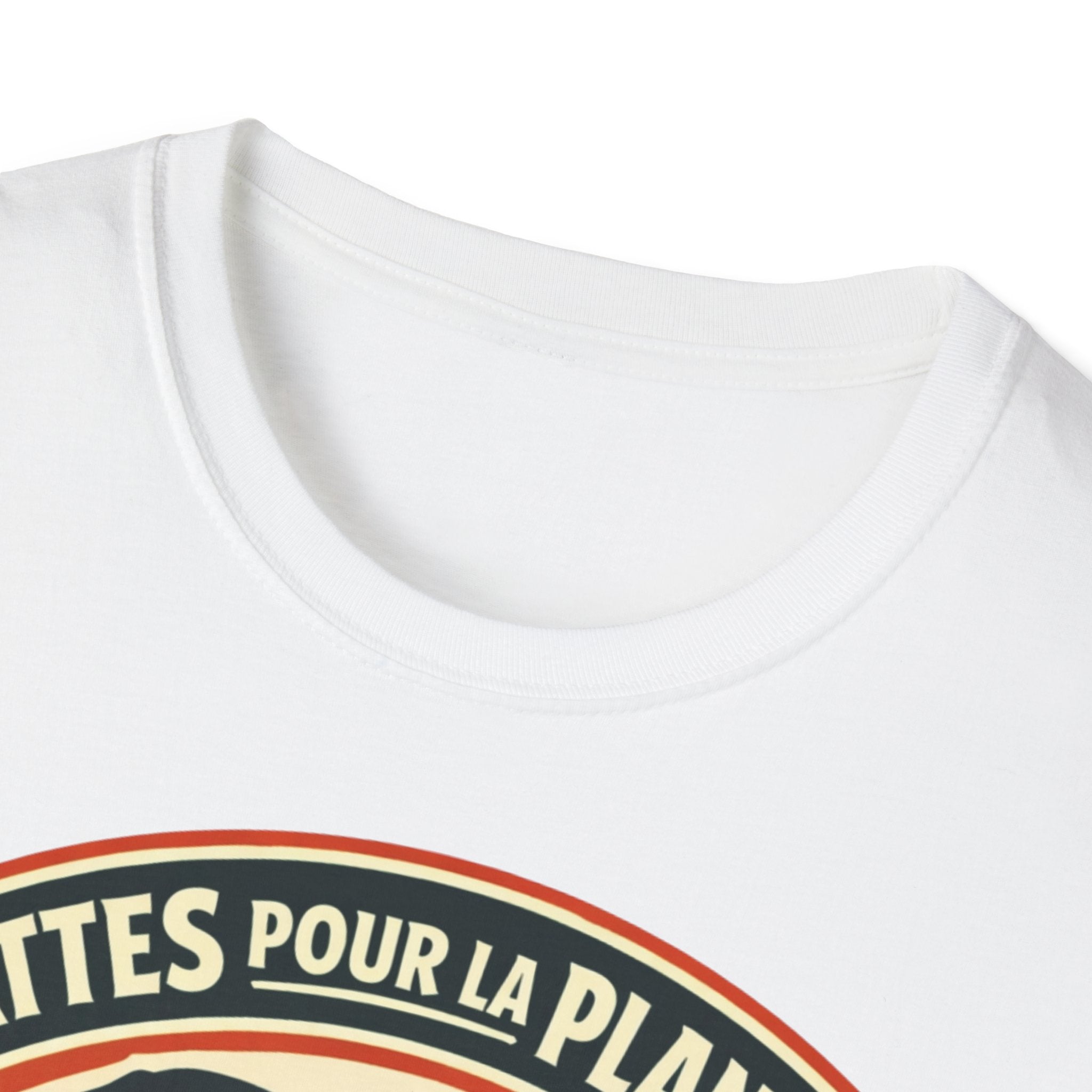 T-Shirt — "Pattes Pour La Planète" Eco Pet Rescue Tee (Adopte • Réutilise • Aime)