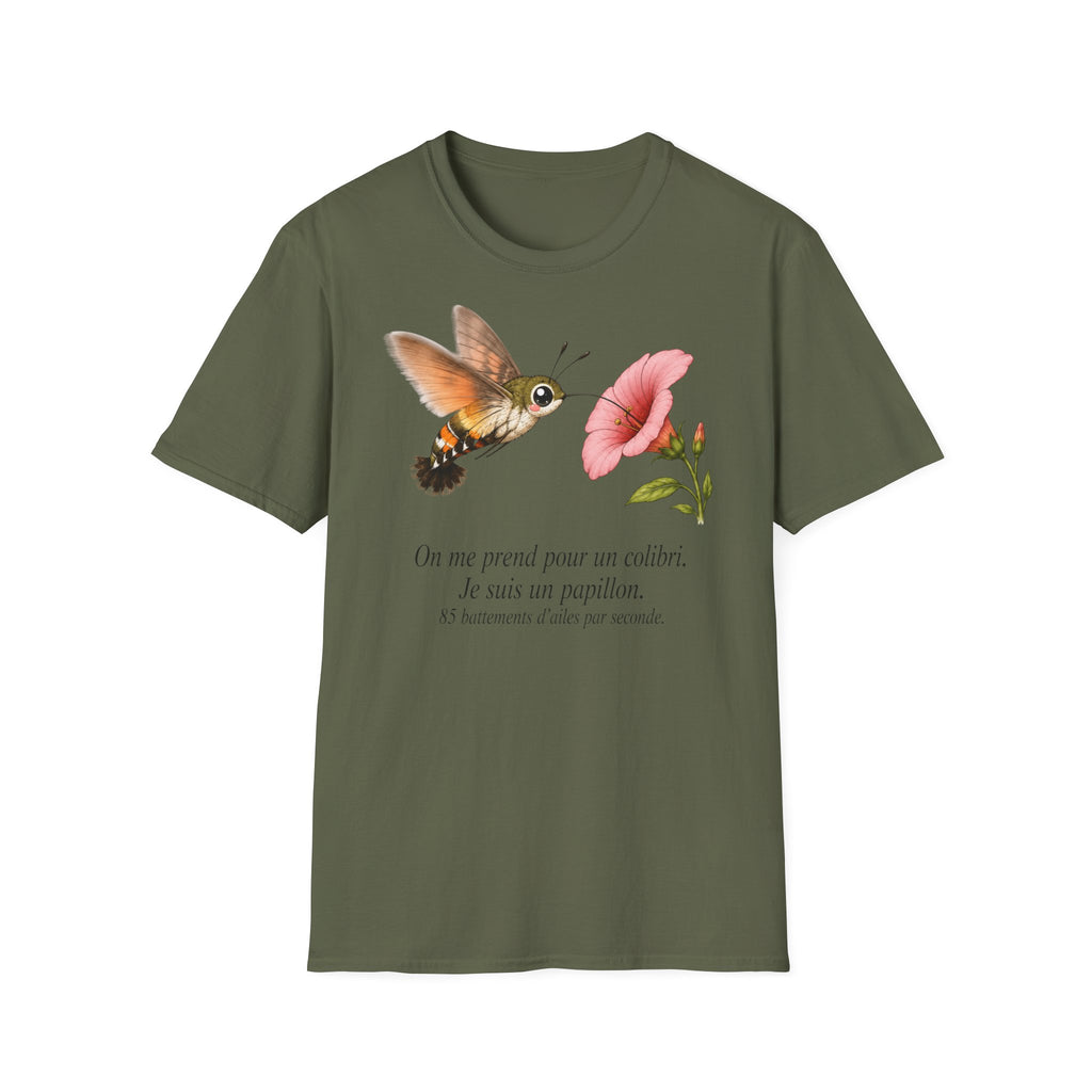 T-shirt fleuri avec colibri et coquelicot — « On me prend pour un colibri, je suis un papillon »