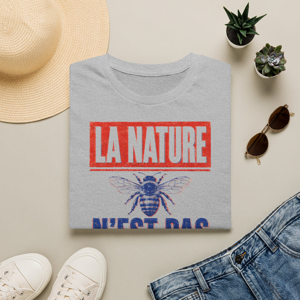 T-shirt — « La nature n’est pas un décor » — T-shirt graphique pour la protection des abeilles