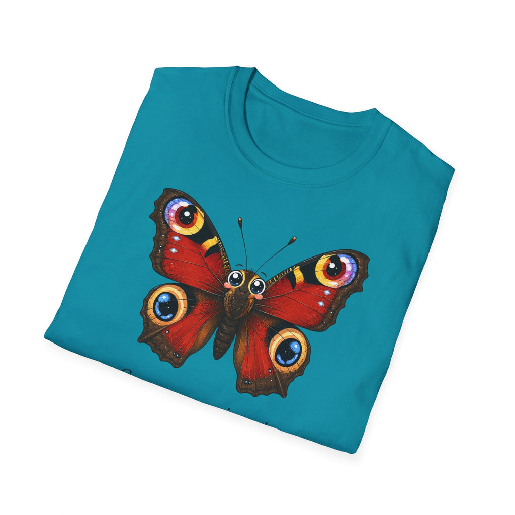 T-shirt illustré avec un papillon — « Ces yeux ne voient rien. Ils font voir ce qu’on soupçonne. Ça suffit. »
