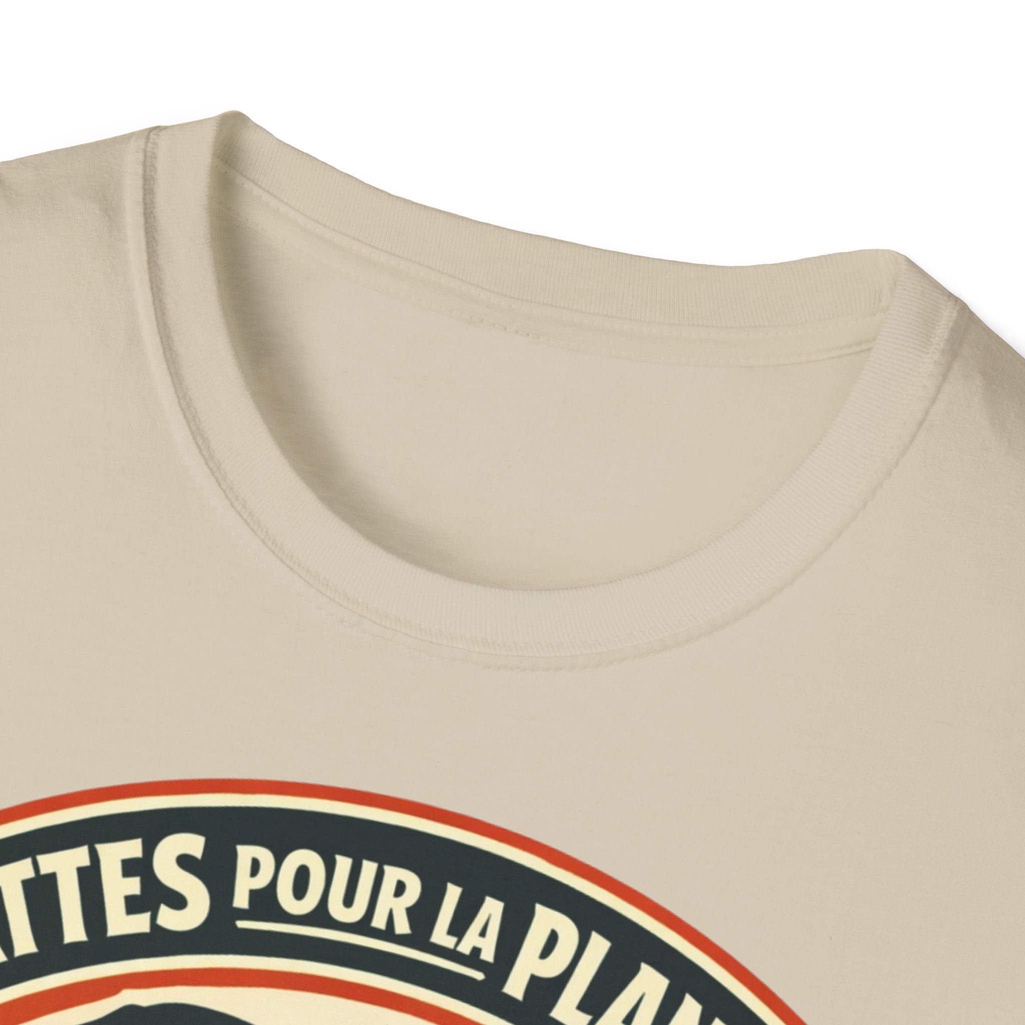 T-Shirt — "Pattes Pour La Planète" Eco Pet Rescue Tee (Adopte • Réutilise • Aime)