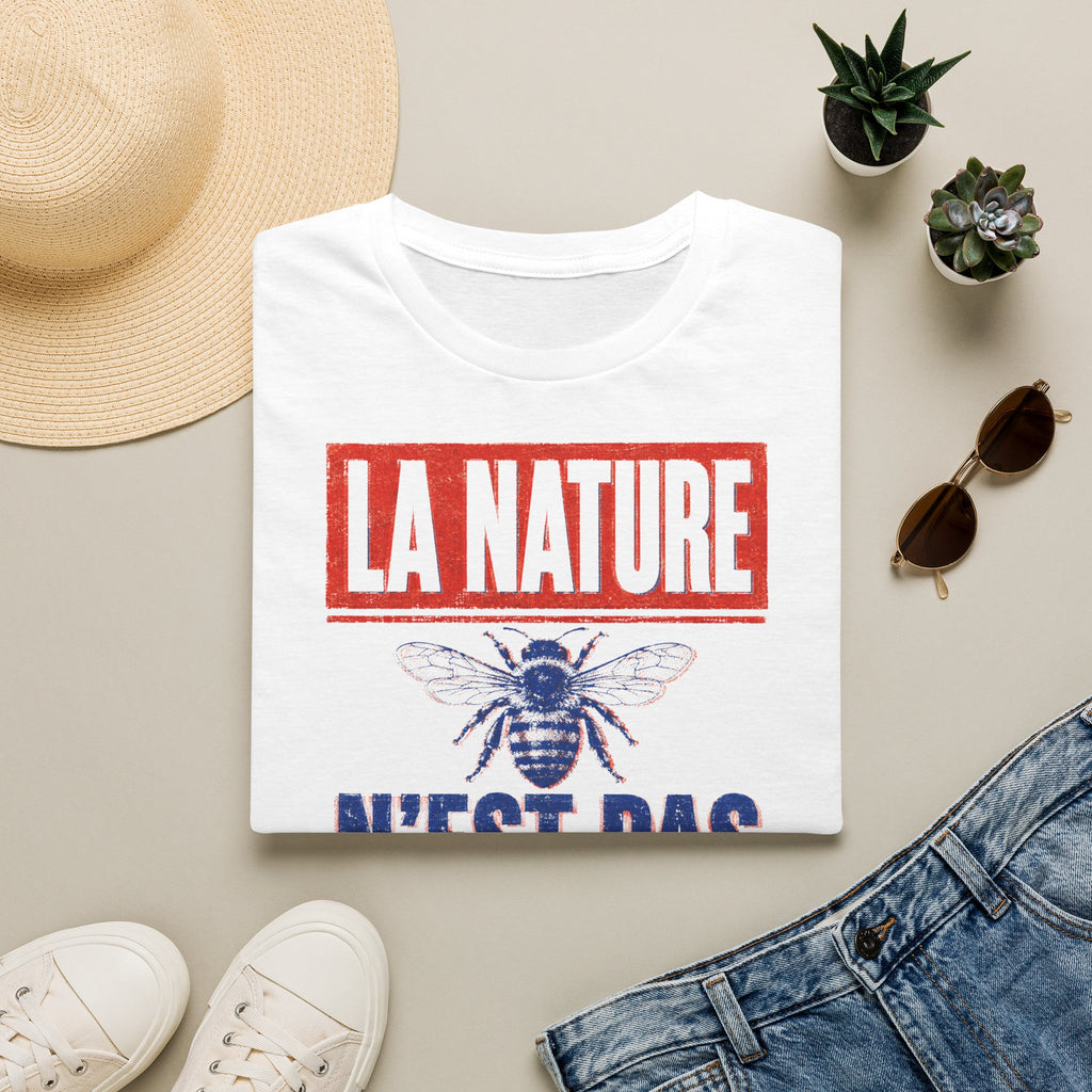 T-shirt — « La nature n’est pas un décor » — T-shirt graphique pour la protection des abeilles