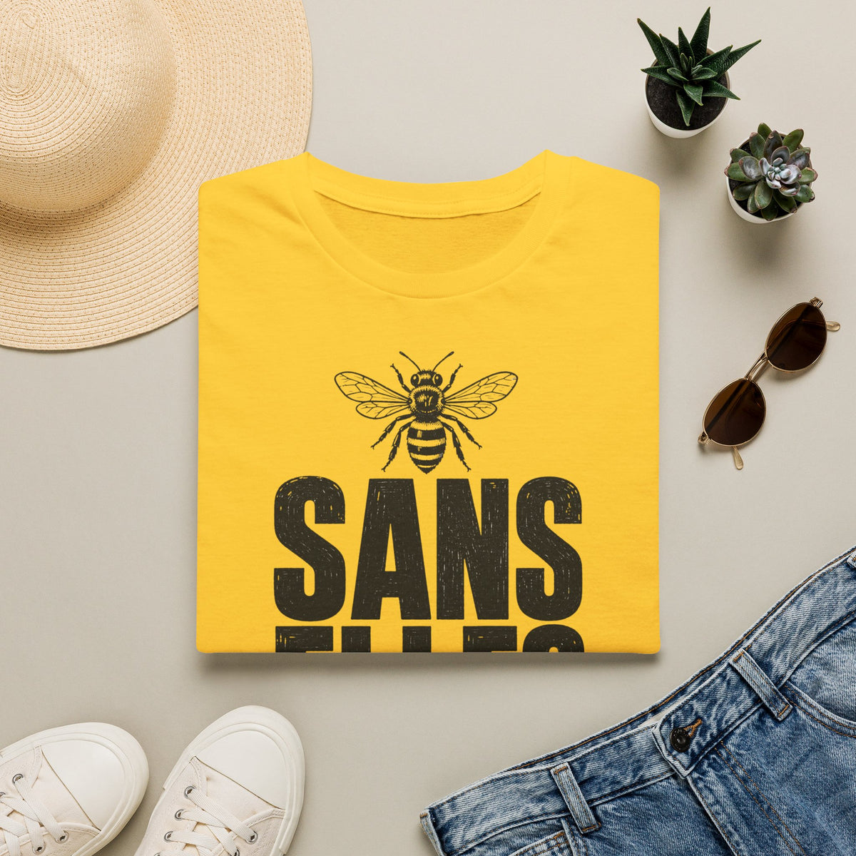 T-shirt — « Sans elles, plus rien » — Illustration graphique d’abeilles