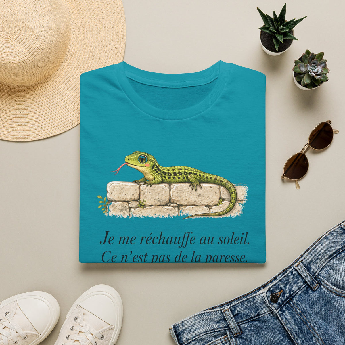 T-shirt — Illustration de lézard français avec la phrase « Je me réchauffe au soleil »