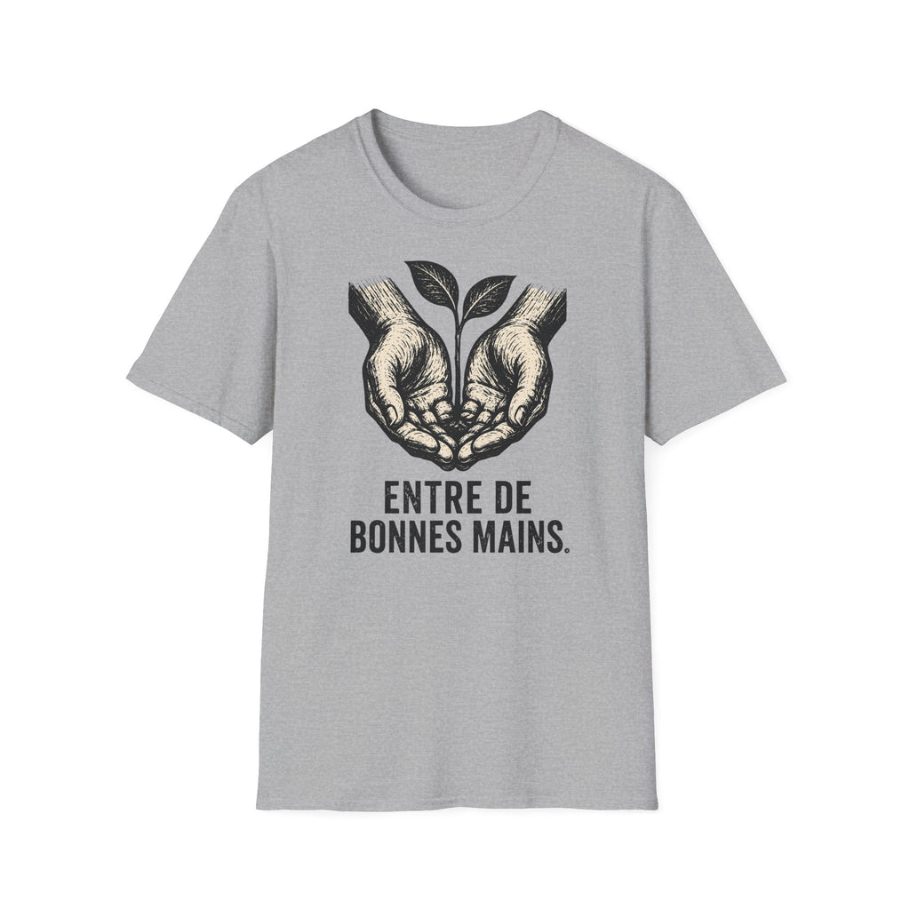 T-shirt — « Entre de bonnes mains » — Illustration graphique de mains tenant une jeune pousse