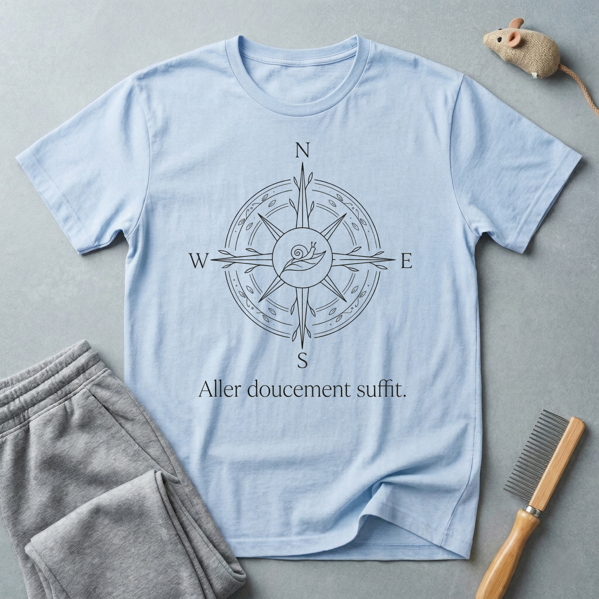 T-shirt Boussole Escargot — «Aller doucement suffit»