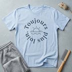 T-shirt «Toujours Plus Loin» — T-shirt graphique minimaliste lever de soleil