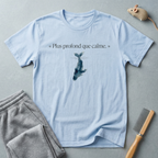 T-shirt baleine «Plus profond que calme» — T-shirt graphique océan