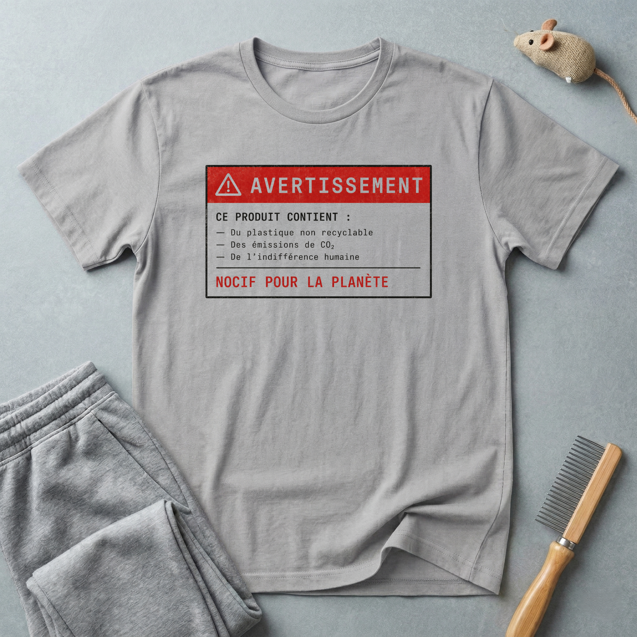 T-shirt étiquette d’avertissement — Tee-shirt graphique «Avertissement: nocif pour la planète»