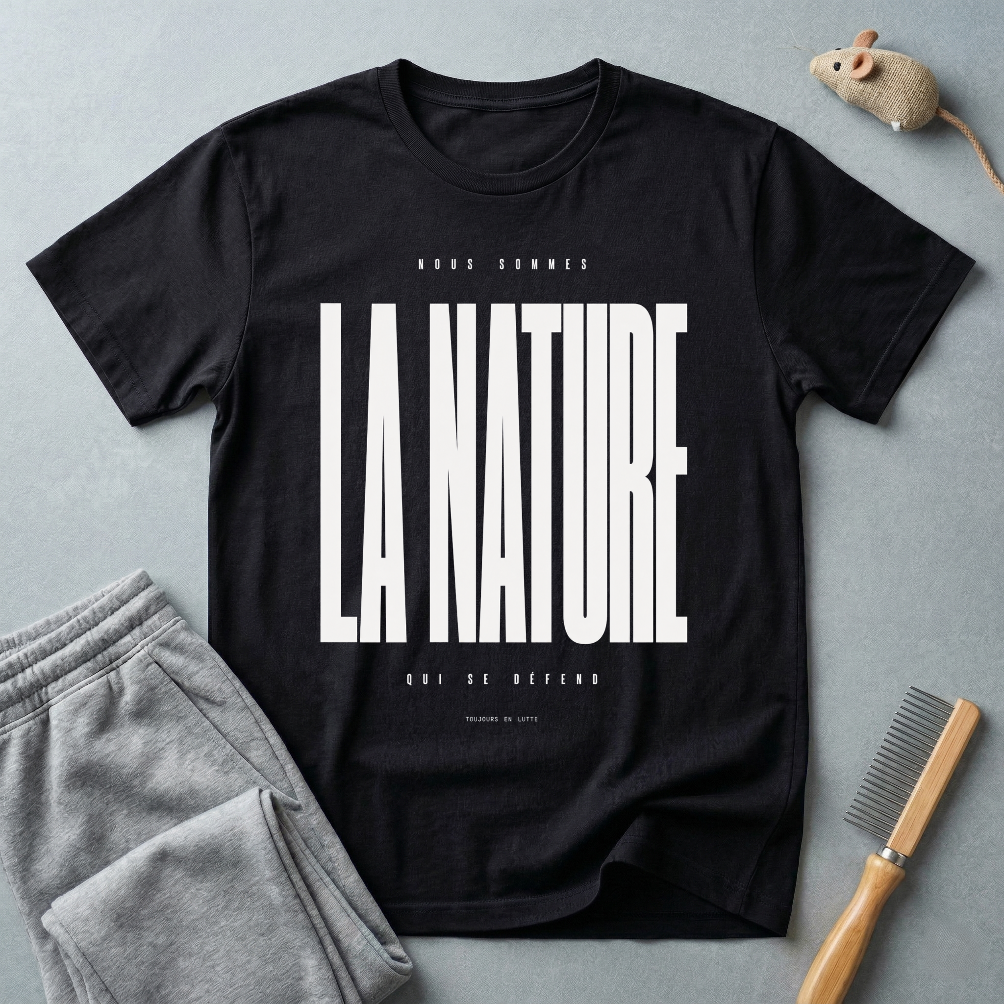 T-shirt graphique Nature — T-shirt minimaliste en typographie