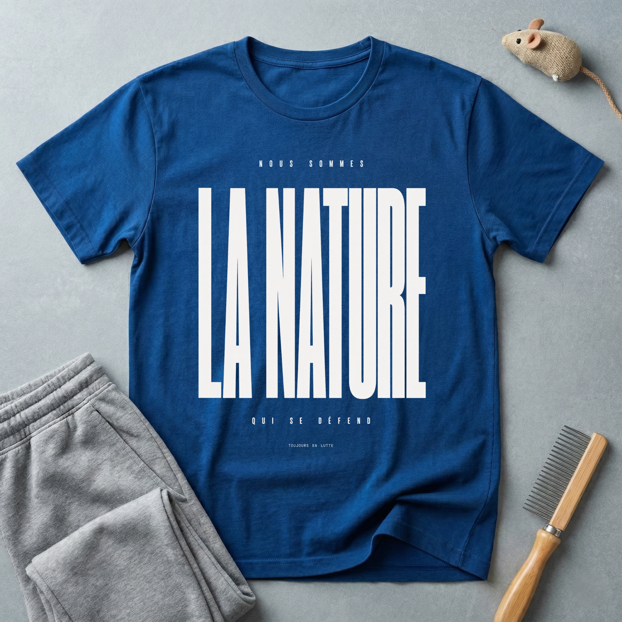T-shirt graphique Nature — T-shirt minimaliste en typographie
