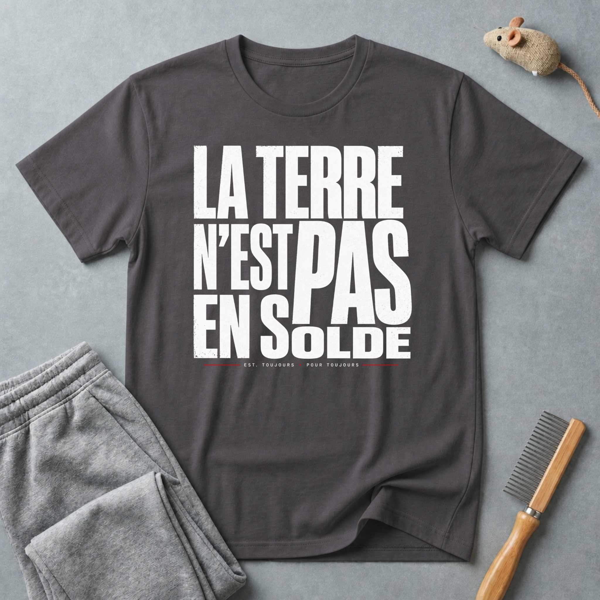T-shirt — «La Terre n’est pas en solde»