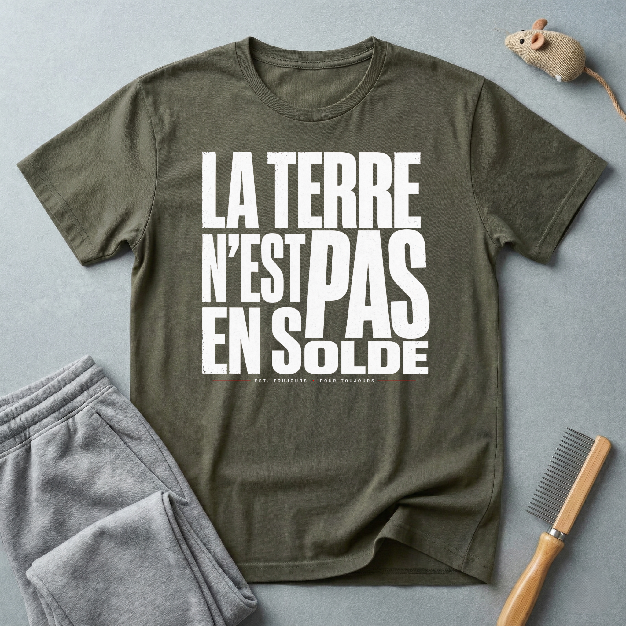 T-shirt — «La Terre n’est pas en solde»