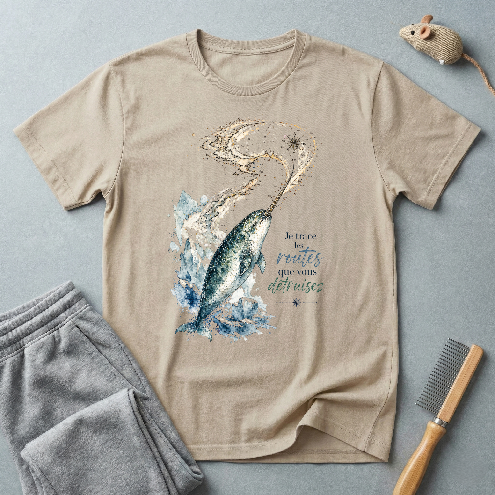 T-shirt narval nage étoilée — «Je trace les routes que vous détruisez» — T-shirt animalier océanique
