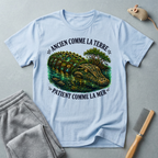 T-shirt illustration  crocodile «Ancienne comme la Terre, Patient comme la Mer»