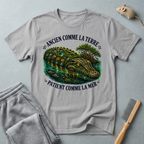 T-shirt illustration  crocodile «Ancienne comme la Terre, Patient comme la Mer»