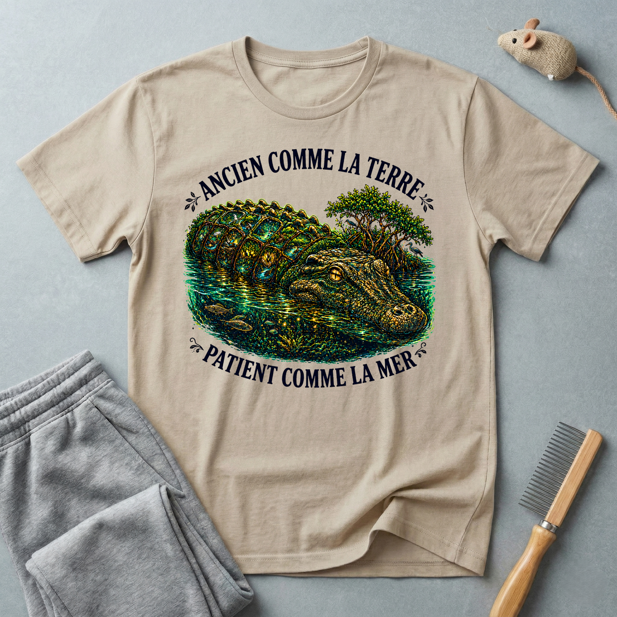 T-shirt illustration  crocodile «Ancienne comme la Terre, Patient comme la Mer»