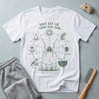 T-shirt botanique toile d’araignée — «Tout est lié, tisse avec soin»