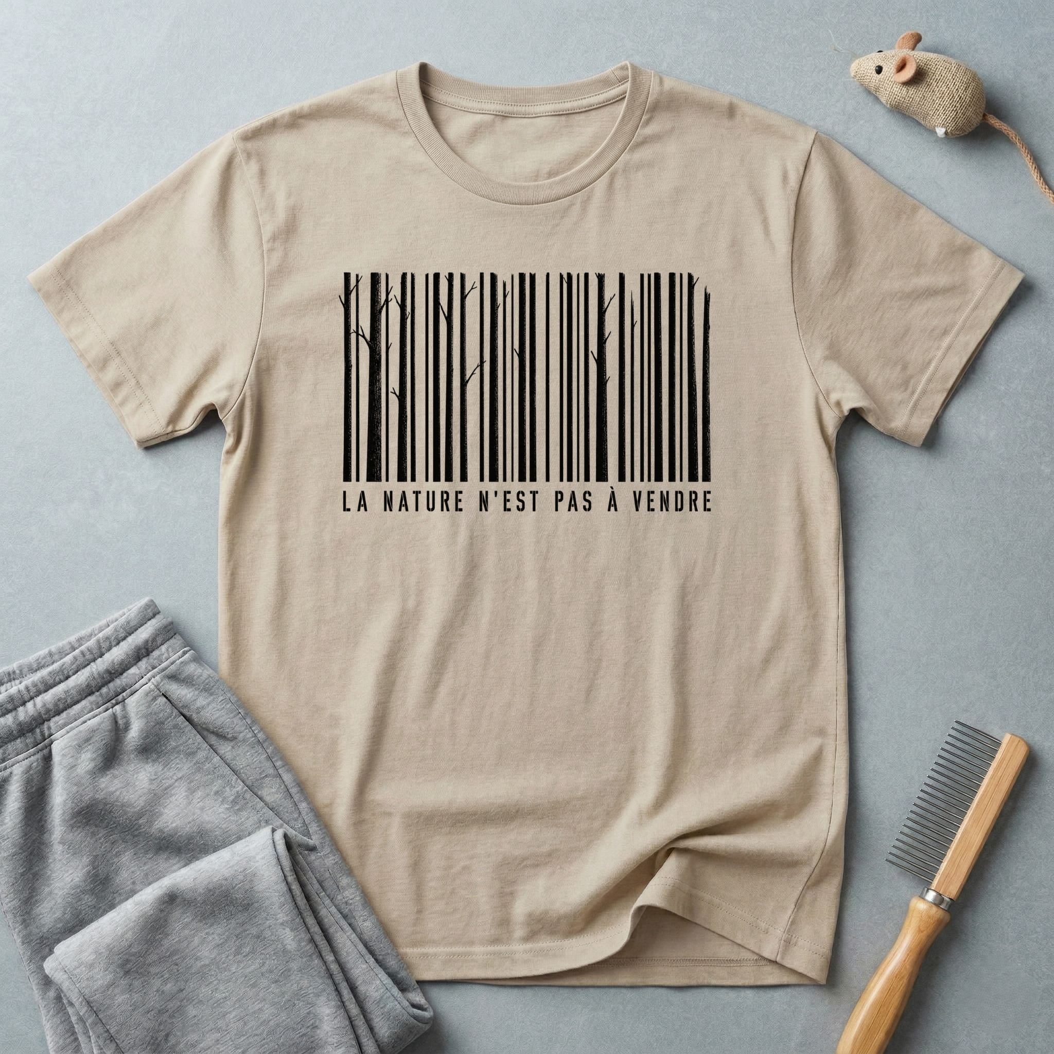 T-shirt graphique à code-barres — «La nature n’est pas à vendre»