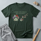 T-shirt empreinte de patte florale — «Laisse une trace qui fleurit»