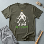 T-shirt graphique de loup de football — "Le Loup Est Libero"