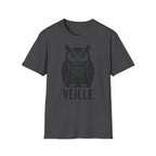 T-shirt illustré avec hibou — « VEILLE. » — T-shirt graphique vintage de veille nocturne