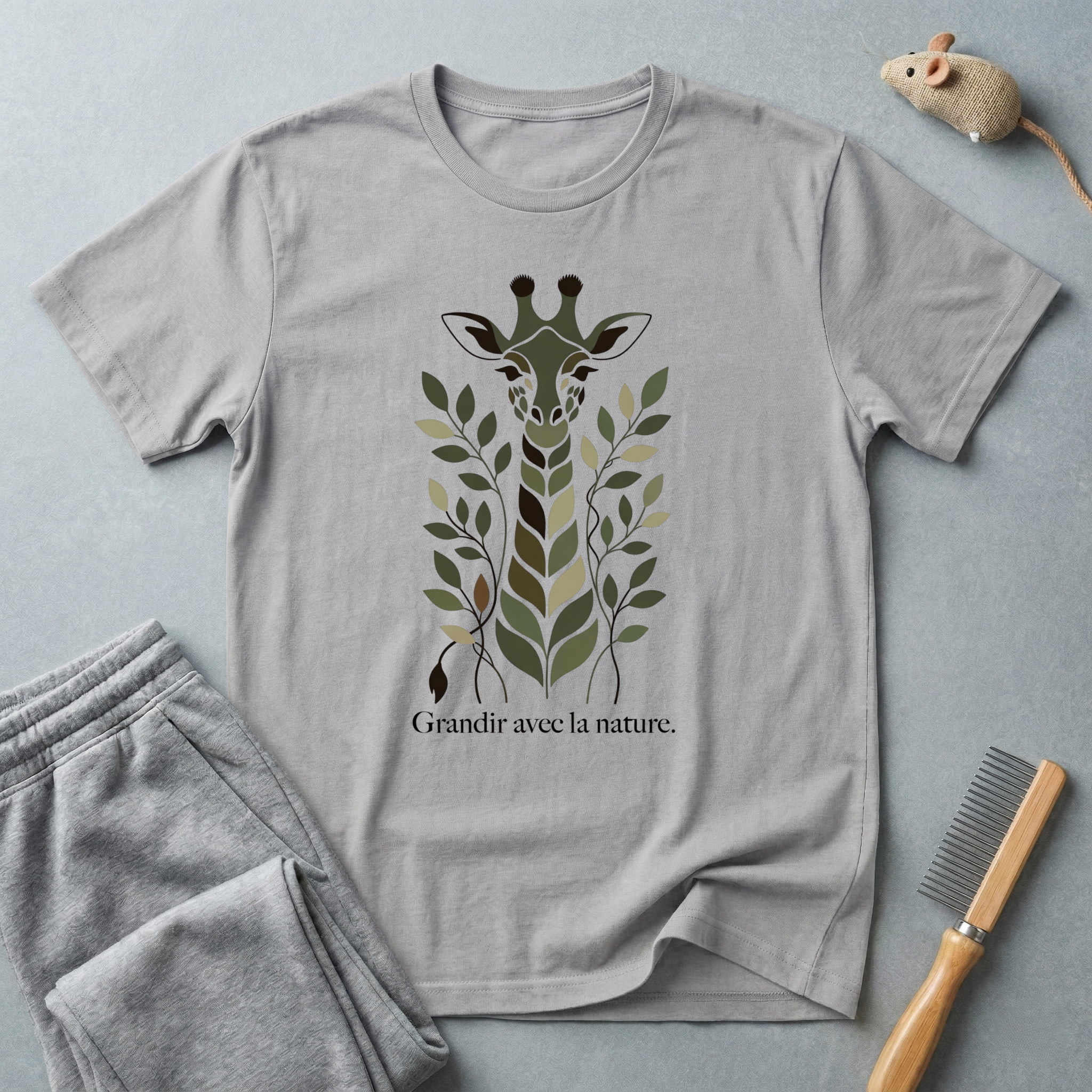 T-shirt silhouette de girafe et feuilles — T-shirt nature écoresponsable «Grandir avec la nature»