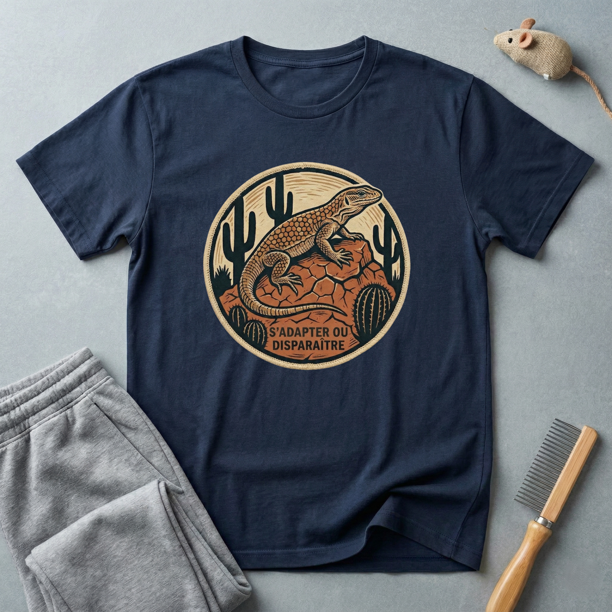 T-shirt Lézard du désert — T-shirt reptile vintage «S’adapter ou disparaître»