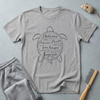 T-shirt — Motif tortue en écriture manuscrite «Patience, Rêves, Sagesse»