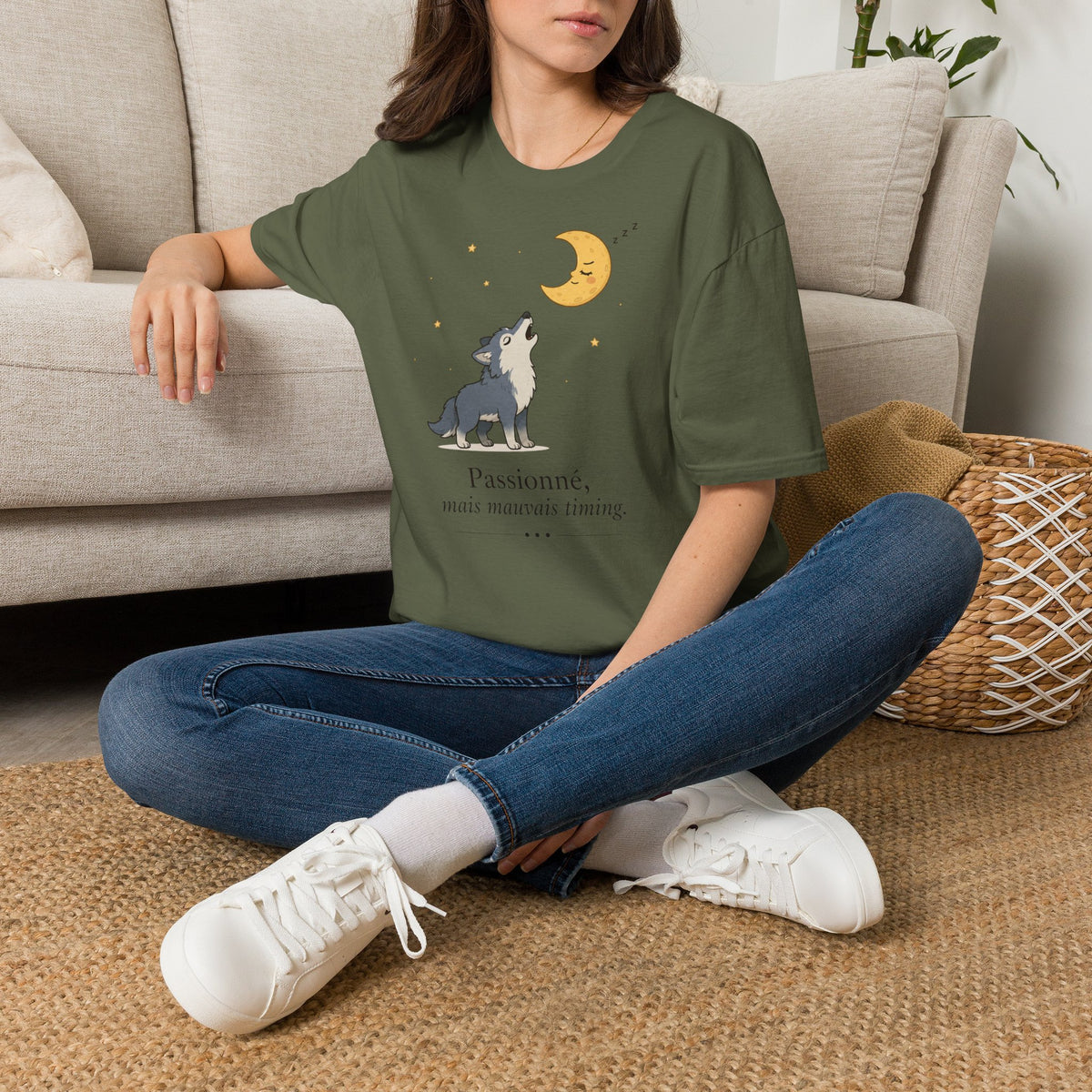 T-shirt Loup hurlant à la lune — Adorable illustration du ciel nocturne