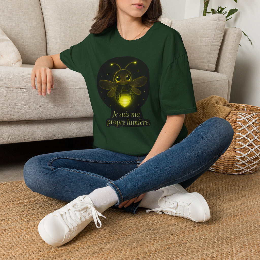 T-shirt Luciole lumineuse — Adorable insecte rayonnant avec inscription « Je suis ma propre lumière »