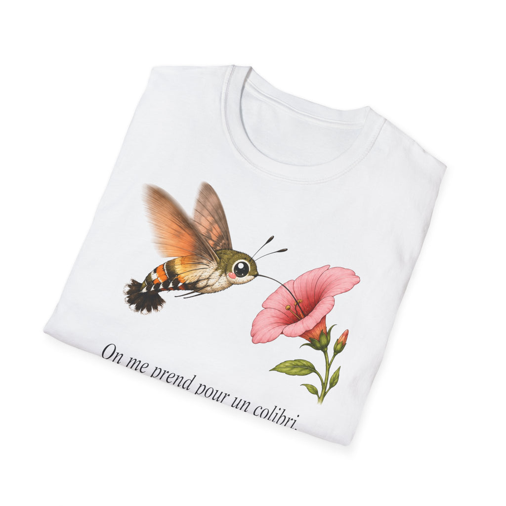 T-shirt fleuri avec colibri et coquelicot — « On me prend pour un colibri, je suis un papillon »