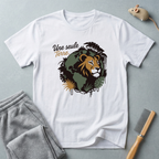 T-shirt graphique lion — «Une seule Terre» — T-shirt safari écoresponsable