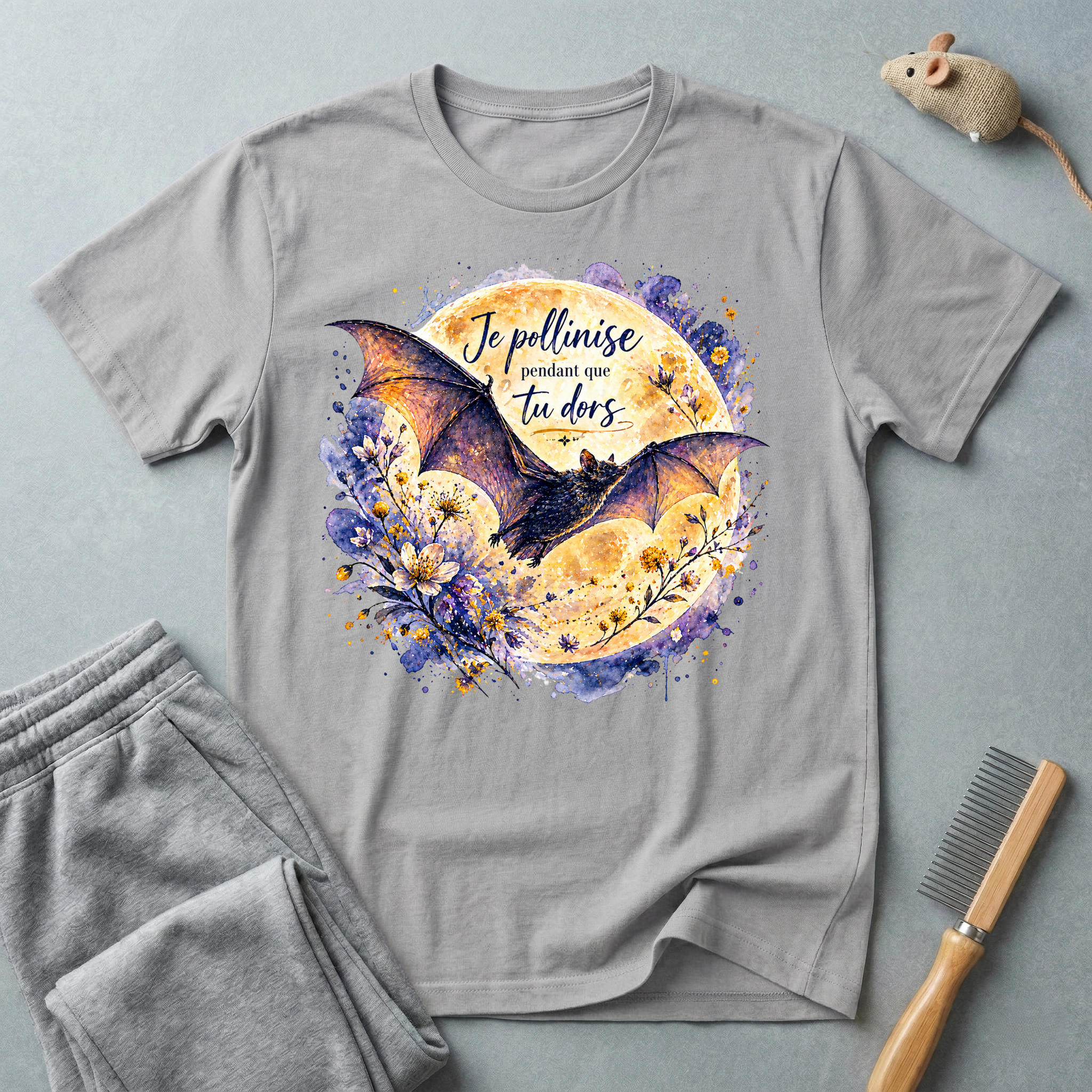 T-shirt floral chauve-souris aquarelle — «Je pollinise pendant que tu dors»