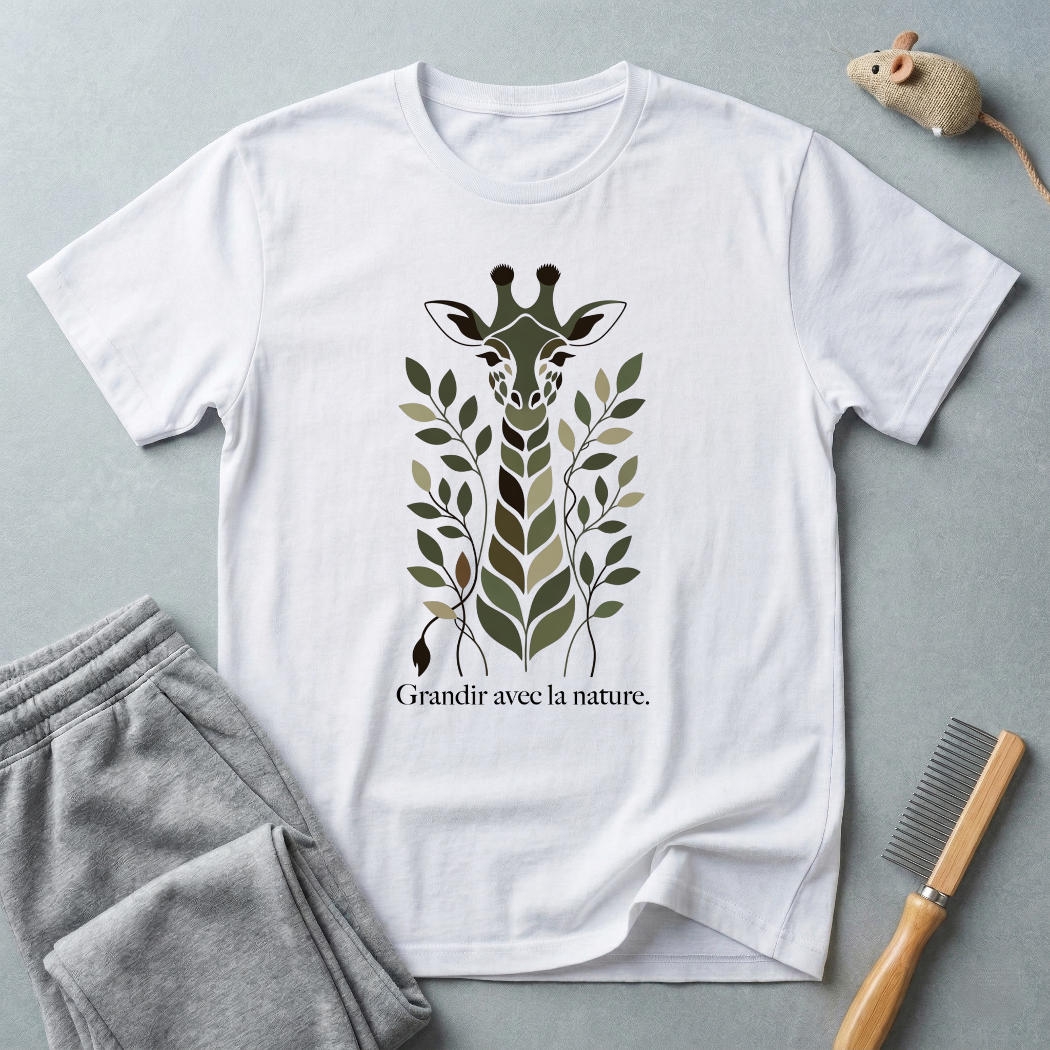 T-shirt silhouette de girafe et feuilles — T-shirt nature écoresponsable «Grandir avec la nature»