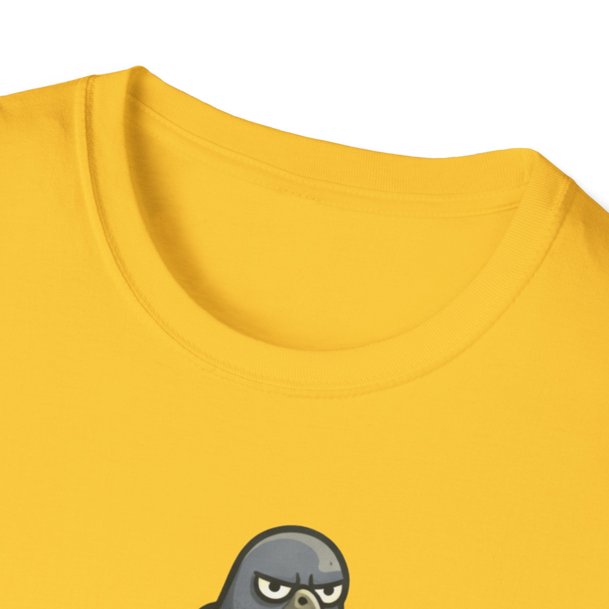T-Shirt — "Menace biologique locale" Pigeon with Scarf and Croissant Cute Graphic