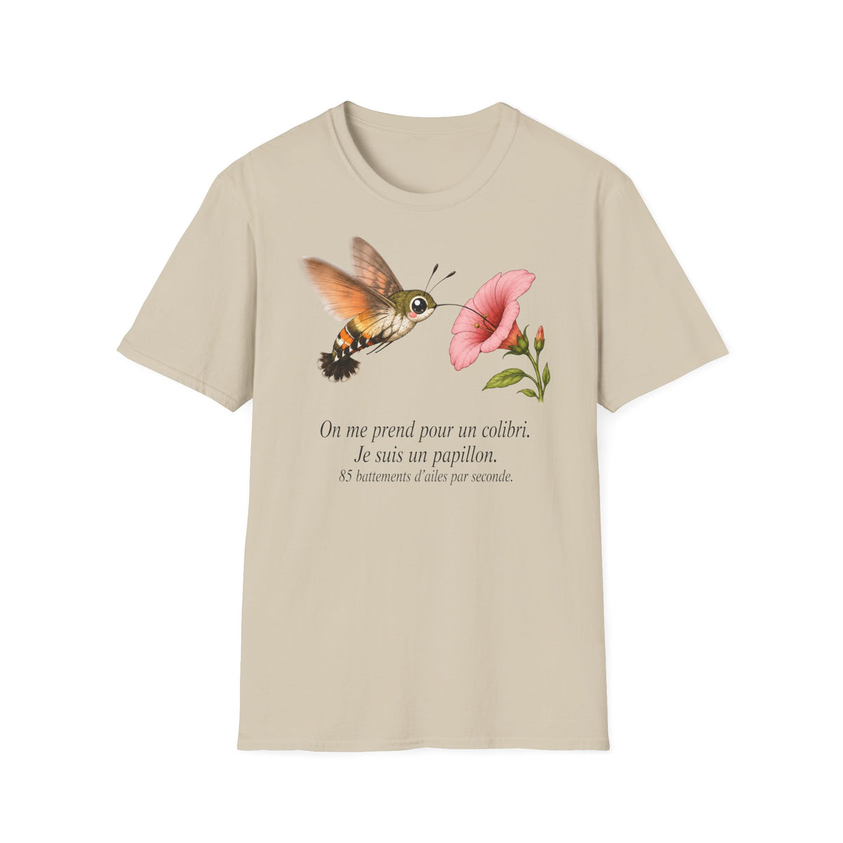 T-shirt fleuri avec colibri et coquelicot — « On me prend pour un colibri, je suis un papillon »