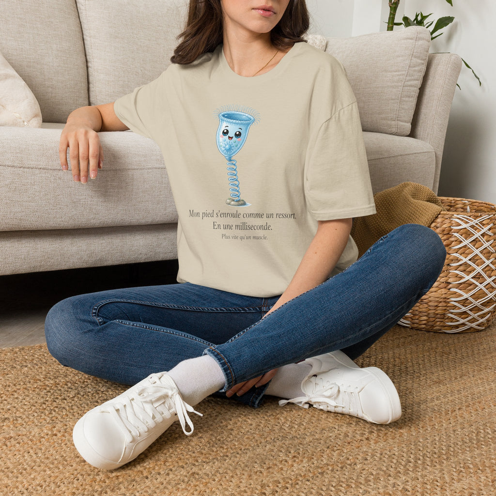 T-shirt illustré avec coupe menstruelle — Adorable t-shirt kawaii sur le thème des règles (sans tabou)