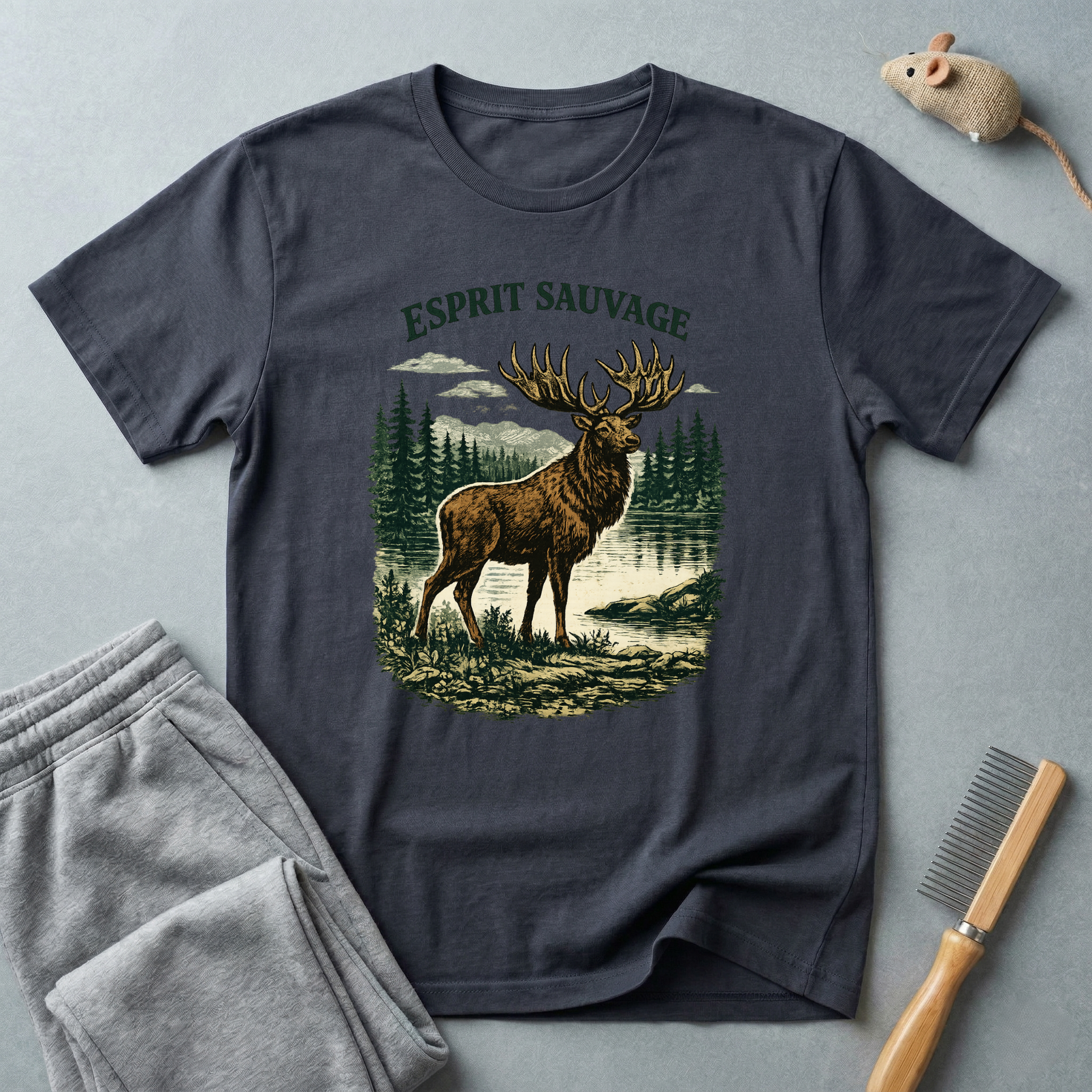T-shirt Élan « Esprit Sauvage » — T-shirt graphique élan style nature vintage 🦌🌲