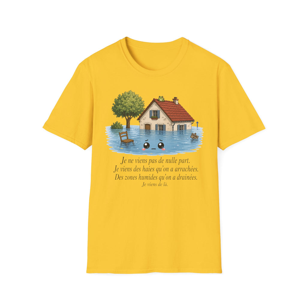 T-shirt « Maison inondée » — Adorable illustration kawaii d’une maison dans les eaux montante
