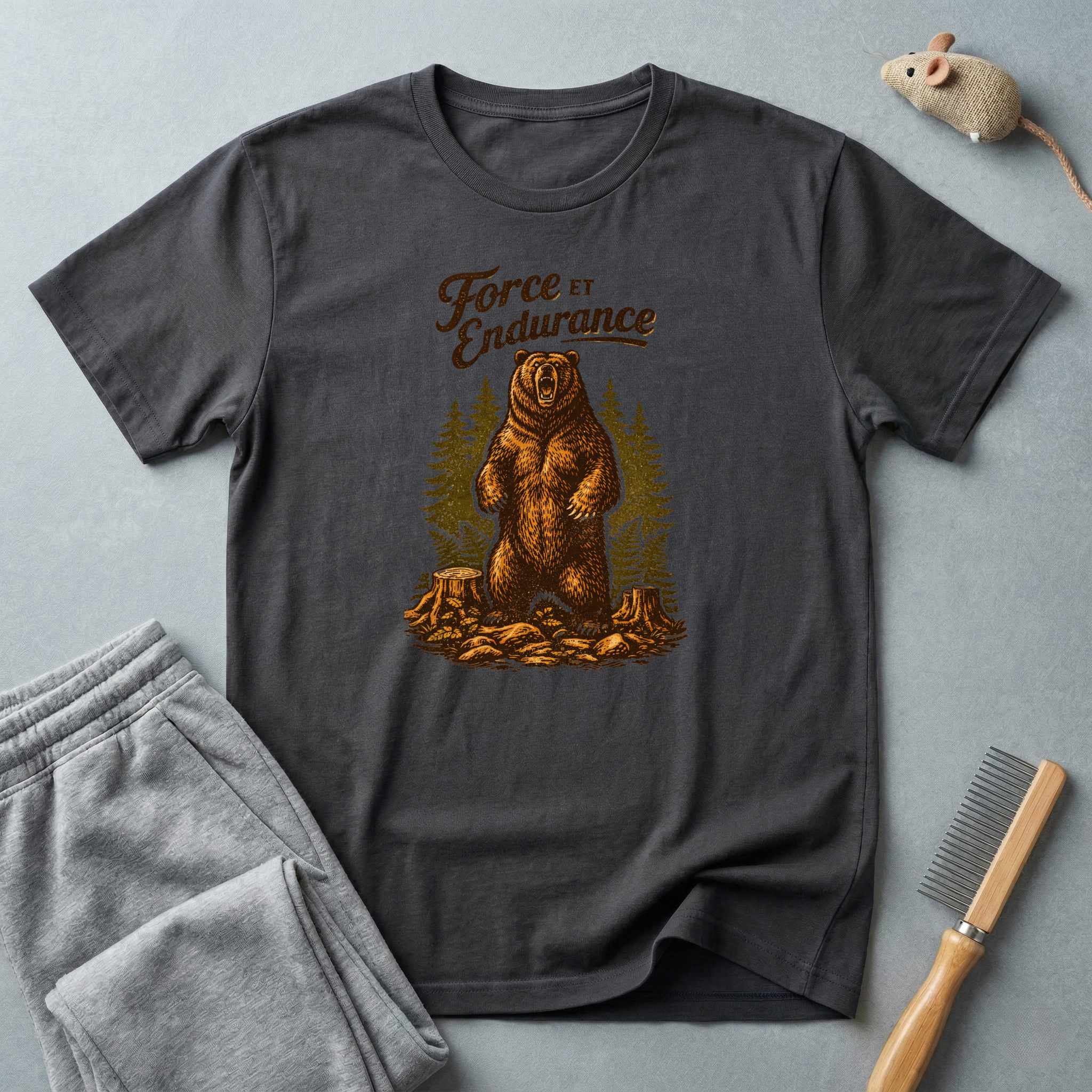 T-shirt Ours «Force et Endurance» — T-shirt graphique camping forêt style vintage 🐻🌲