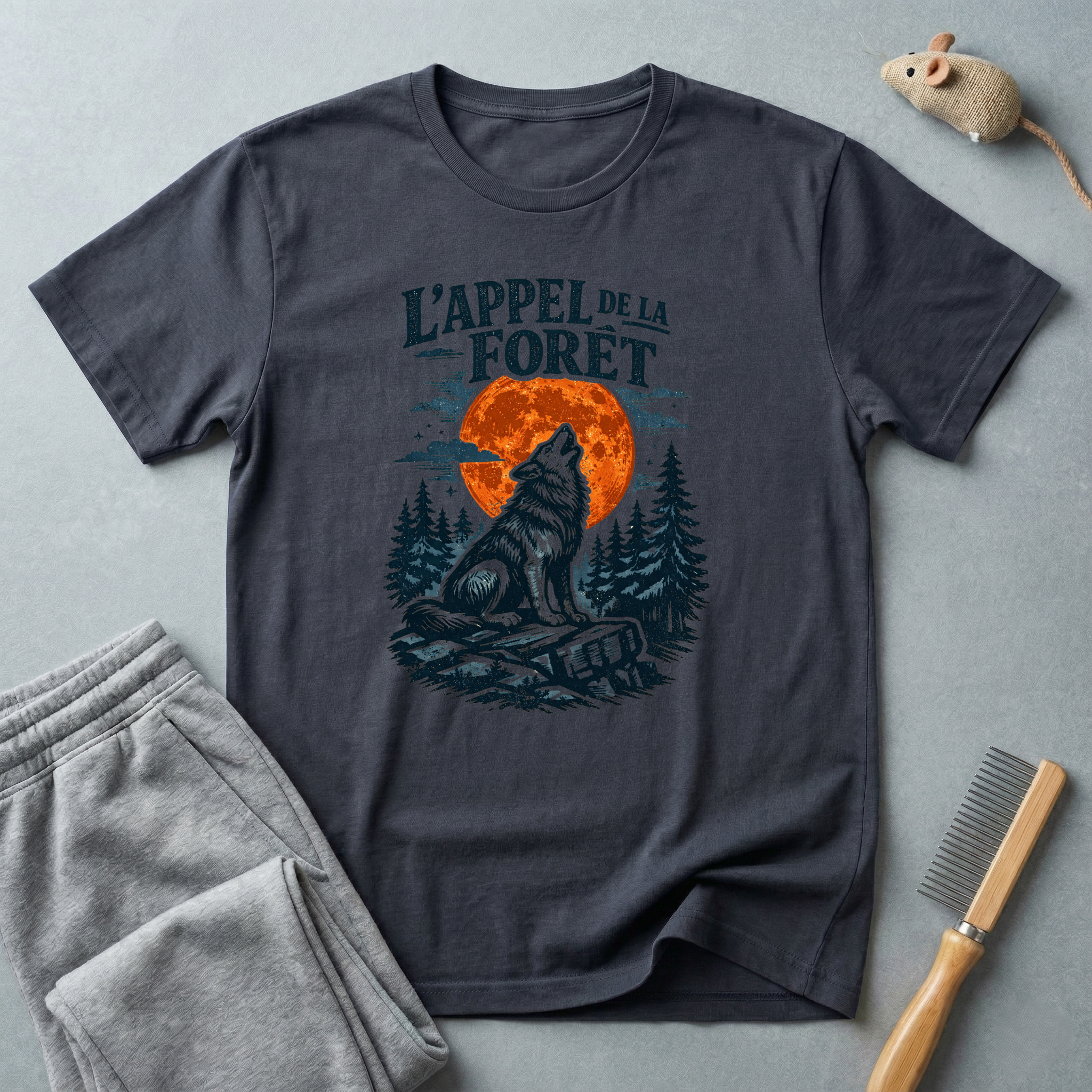 T-shirt — L’Appel de la Forêt: motif loup (loup hurlant, lune et forêt) 🐺🌙🌲