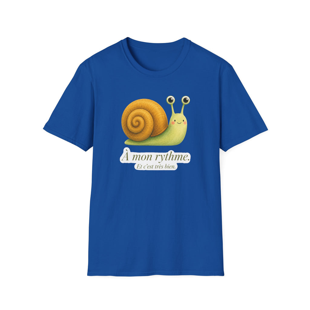 T-shirt illustré avec escargot — « À mon rythme. » — Adorable T-shirt « slow living »